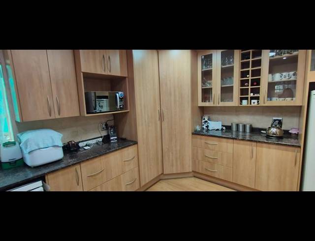 3 BEDROOM HOUSE FOR SALE IN DORANDIA